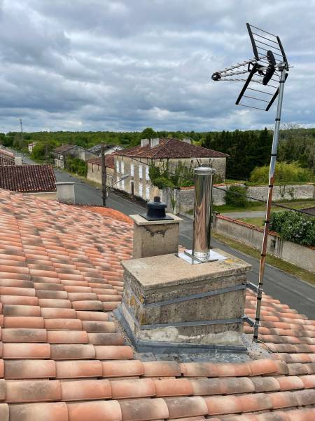 Installation d'un Poêle à Bois et Mise en Conformité à Verteuil sur Charente